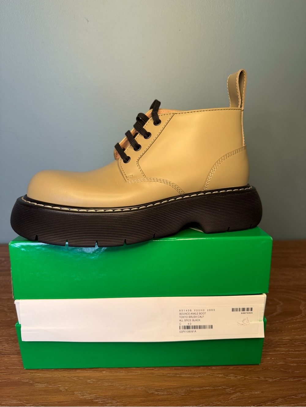 Bottega Veneta Bounce Lace-Up Leather Boot sz 40